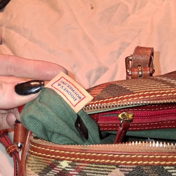 Dooney And Bourke Nwot Plaid Leather Trim Bag - Picture 8 of 13